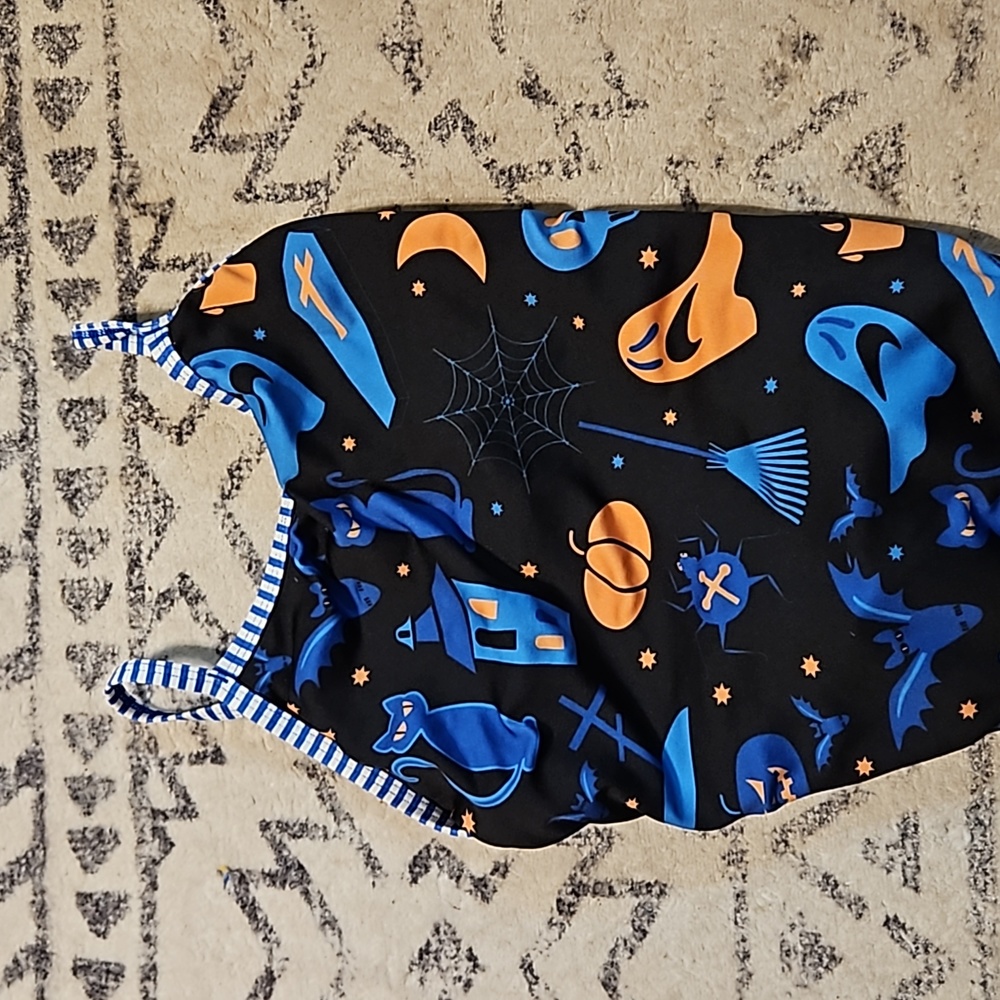 Dolfin uglie Halloween edition